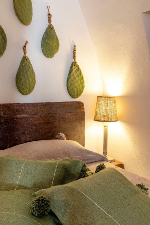 Alesia Luxury Suite ออสตูนี ภายนอก รูปภาพ